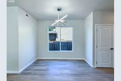 28683 SW Canyon Creek Rd S, Wilsonville, OR 97070 - Photo 6