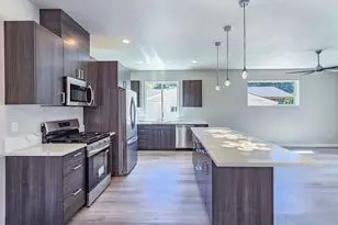 28683 SW Canyon Creek Rd S, Wilsonville, OR 97070 - Photo 6