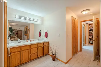 15908 SE 5th St, Vancouver, WA 98684 - Photo 36