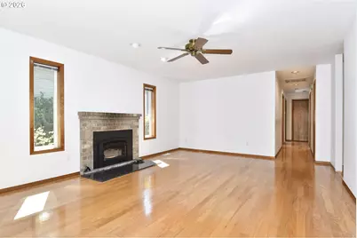 8600 SE Hood St, Clackamas, OR 97015 - Photo 6