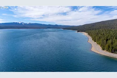17717 Highway 58, Crescent Lake, OR 97733 - Photo 24
