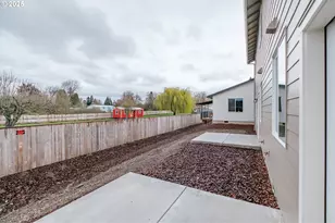 2476 Roll Tide Ct, Lebanon, OR 97355 - Photo 28