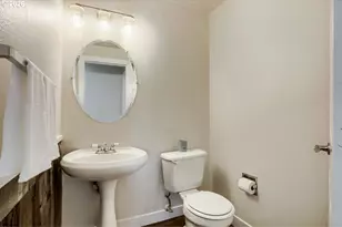 14785 NW Perimeter Dr, Beaverton, OR 97006 - Photo 24