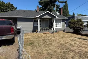 15725 SE Stark St, Portland, OR 97233 - Photo 4