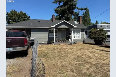 15725 SE Stark St, Portland, OR 97233 - Photo 2