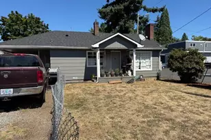 15725 SE Stark St, Portland, OR 97233 - Photo 2