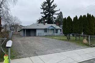 15725 SE Stark St, Portland, OR 97233 - Photo 8