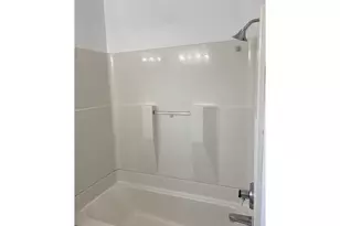 15725 SE Stark St, Portland, OR 97233 - Photo 22