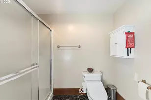 2139 McPherson St, North Bend, OR 97459 - Photo 26