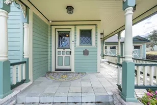 2139 McPherson St, North Bend, OR 97459 - Photo 4