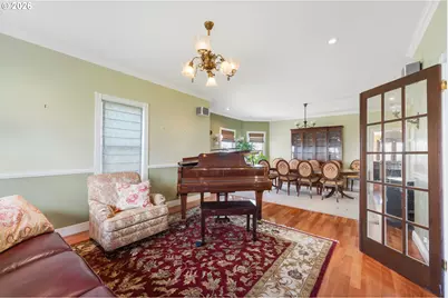 2139 McPherson St, North Bend, OR 97459 - Photo 12