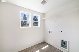 5290 Squirrel St, Springfield, OR 97478 - Photo 32