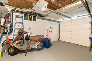 2235 NE 37th Ave, Portland, OR 97212 - Photo 32