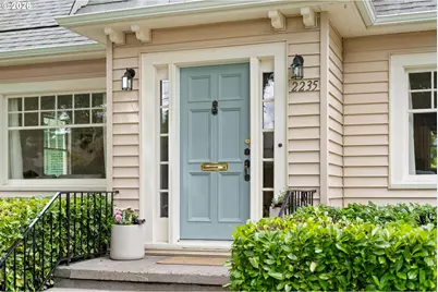 2235 NE 37th Ave, Portland, OR 97212 - Photo 2
