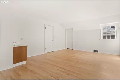 4317 SW Bernard Dr, Portland, OR 97239 - Photo 34