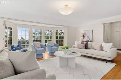 4317 SW Bernard Dr, Portland, OR 97239 - Photo 8