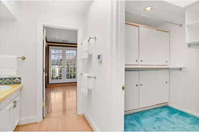 4317 SW Bernard Dr, Portland, OR 97239 - Photo 28