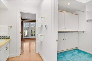 4317 SW Bernard Dr, Portland, OR 97239 - Photo 28