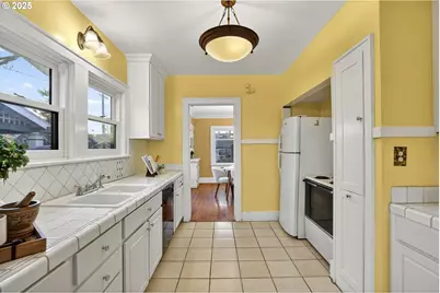 2614 NE 42nd Ave, Portland, OR 97213 - Photo 16