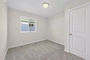 9263 E Burnside St, Portland, OR 97216 - Photo 16