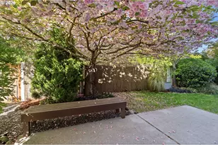 482 Covey Ln, Eugene, OR 97401 - Photo 36