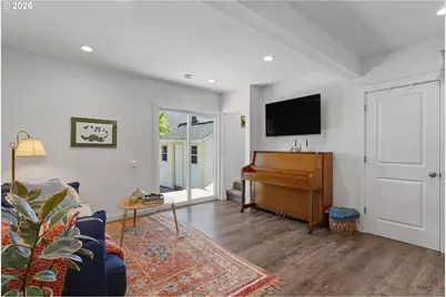 8800 NE Couch St, Portland, OR 97220 - Photo 16
