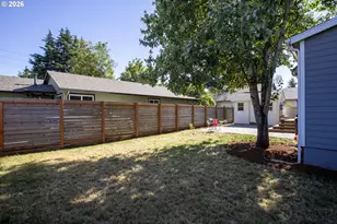 8800 NE Couch St, Portland, OR 97220 - Photo 30