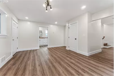 790 Oregon Ave, North Bend, OR 97459 - Photo 18