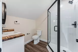 790 Oregon Ave, North Bend, OR 97459 - Photo 34