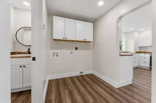 790 Oregon Ave, North Bend, OR 97459 - Photo 10