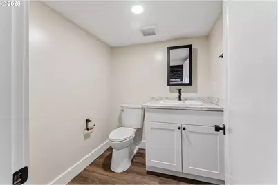 790 Oregon Ave, North Bend, OR 97459 - Photo 42