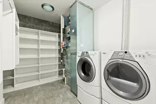 1926 W Burnside St, Portland, OR 97209 - Photo 26