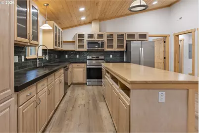 45721 Highway 101, Langlois, OR 97450 - Photo 12