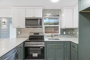 660 NW Norwood St, Camas, WA 98607 - Photo 12