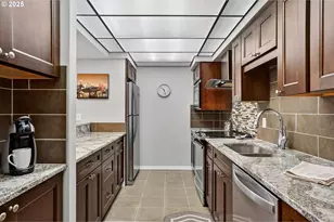 2211 SW 1st Ave, Portland, OR 97201 - Photo 16