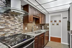 2211 SW 1st Ave, Portland, OR 97201 - Photo 18