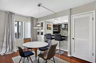 2211 SW 1st Ave, Portland, OR 97201 - Photo 14