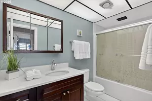 2211 SW 1st Ave, Portland, OR 97201 - Photo 24