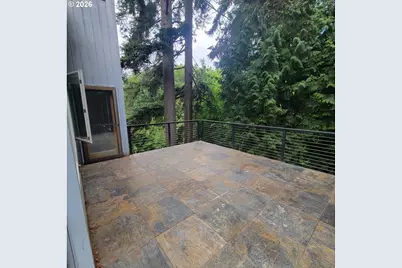 755 SW Chestnut St, Portland, OR 97219 - Photo 36