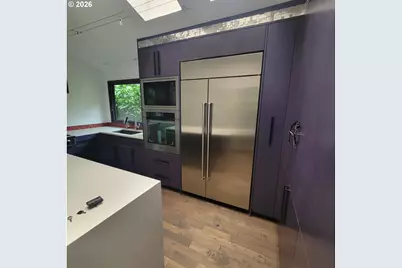 755 SW Chestnut St, Portland, OR 97219 - Photo 12