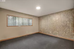 755 SW Chestnut St, Portland, OR 97219 - Photo 24