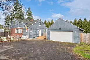 18418 SE Blanton St, Milwaukie, OR 97267 - Photo 2