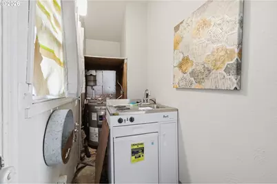3621 E Amazon Dr, Eugene, OR 97405 - Photo 40