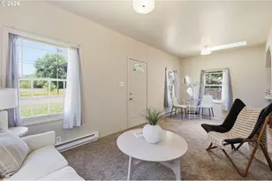 3621 E Amazon Dr, Eugene, OR 97405 - Photo 8