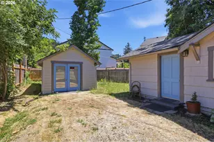 3621 E Amazon Dr, Eugene, OR 97405 - Photo 30