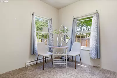 3621 E Amazon Dr, Eugene, OR 97405 - Photo 4