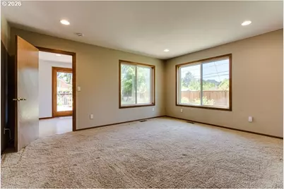 4355 Pearl St, Eugene, OR 97405 - Photo 18