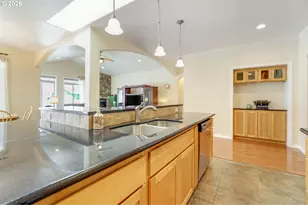 1901 Golden Way, The Dalles, OR 97058 - Photo 26