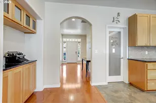 1901 Golden Way, The Dalles, OR 97058 - Photo 12