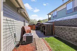 1901 Golden Way, The Dalles, OR 97058 - Photo 44